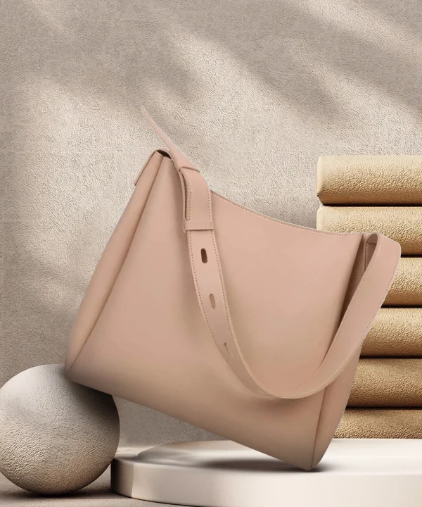 Leather totes - Image 2